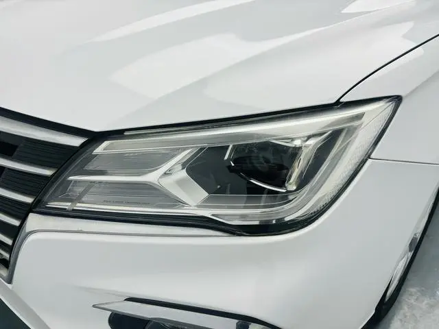 Roewe Roewe i5 1.5L manual 4G Interconnection Linghao Edition Country VI