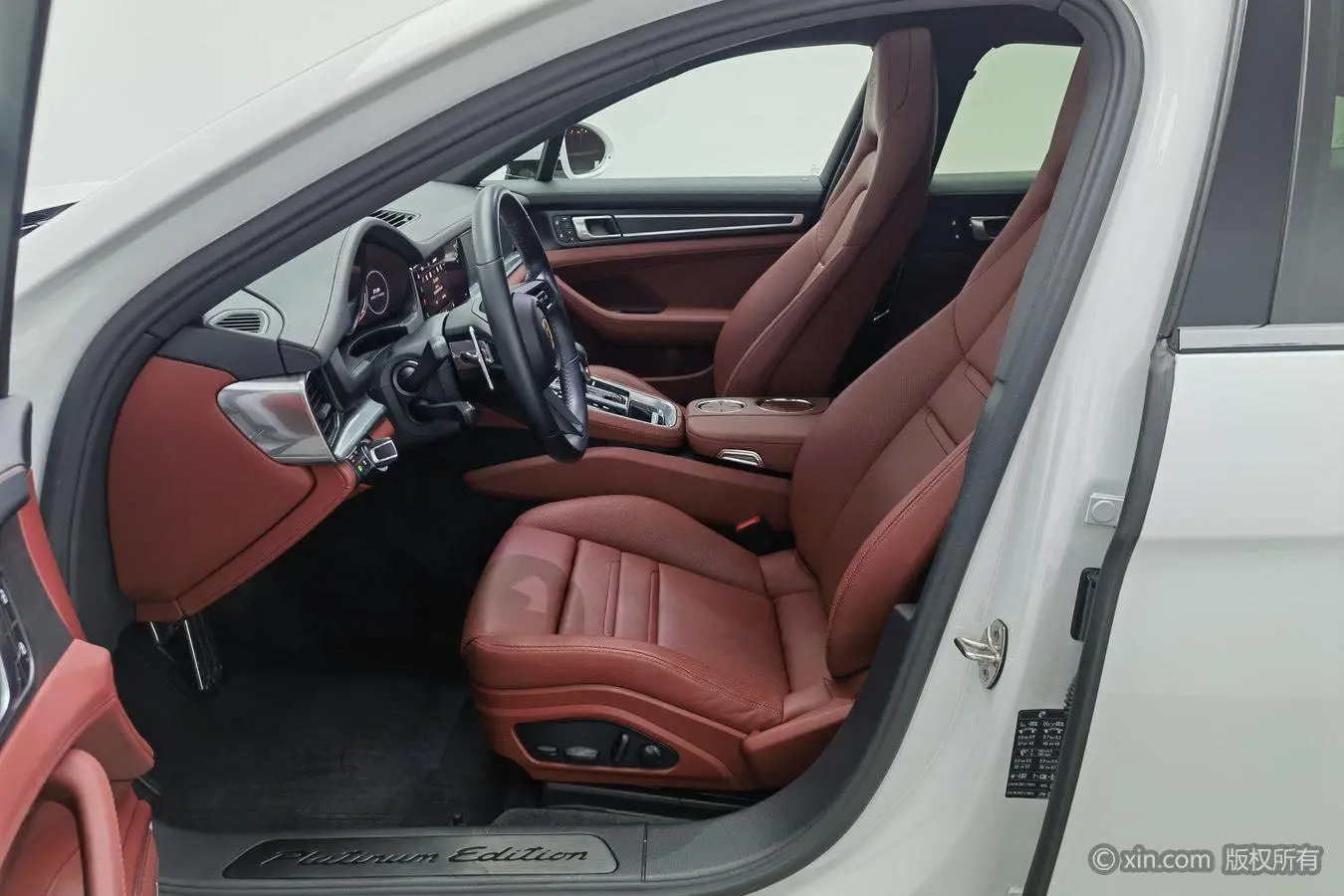 Porsche Panamera E-Hybrid Facelift Panamera 4 E-Hybrid Platinum edition 2.9T