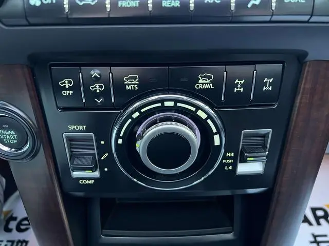 TOYOTA Prado 3.5L automatic VX NAVI
