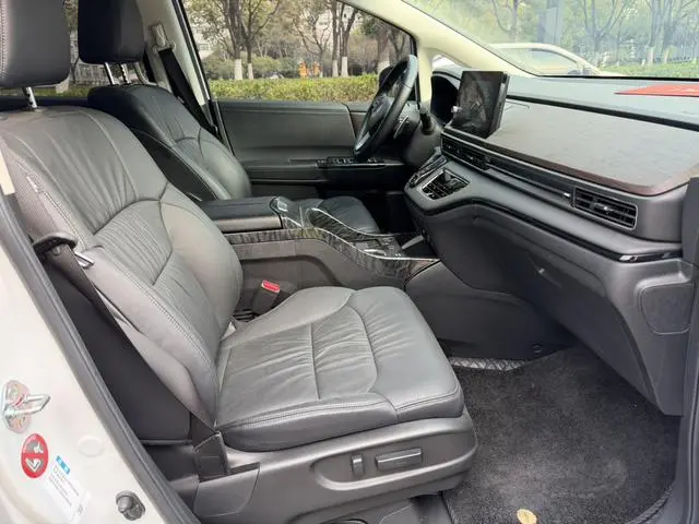 Honda Odyssey 2.0L Rui*Yaoxiang Edition