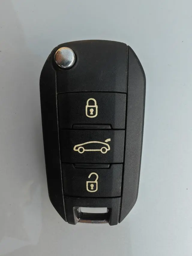 Peugeot Peugeot 408 1.6T Automatic Deluxe Edition