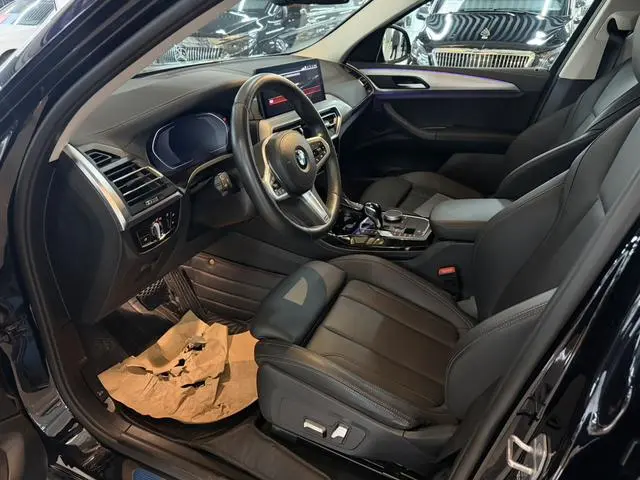 BMW BMW X4 xDrive 25i M sports suit