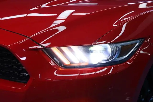 Ford Mustang 2.3T Performance Version