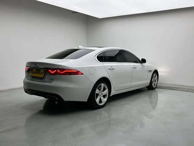 Jaguar Jaguar XFL 2.0T P200 two-wheel drive Elite Edition