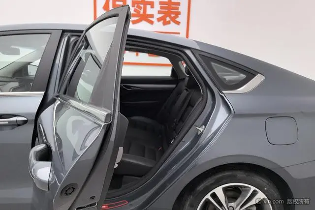 Geely Binrui 200T DCT Binzhi Edition