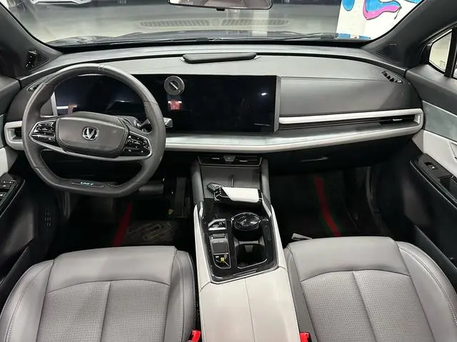Changan Changan UNI-T The second generation 1.5T flagship model