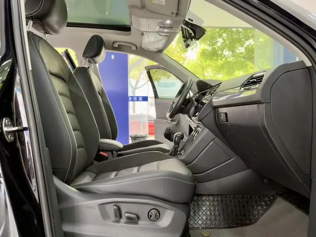 Volkswagen Tiguan L 330TSI automatic two-wheel drive R-Line Premium edition