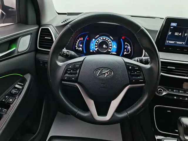 Hyundai Tucson 280TGDi dual-clutch two-wheel drive fashion version of the country VI