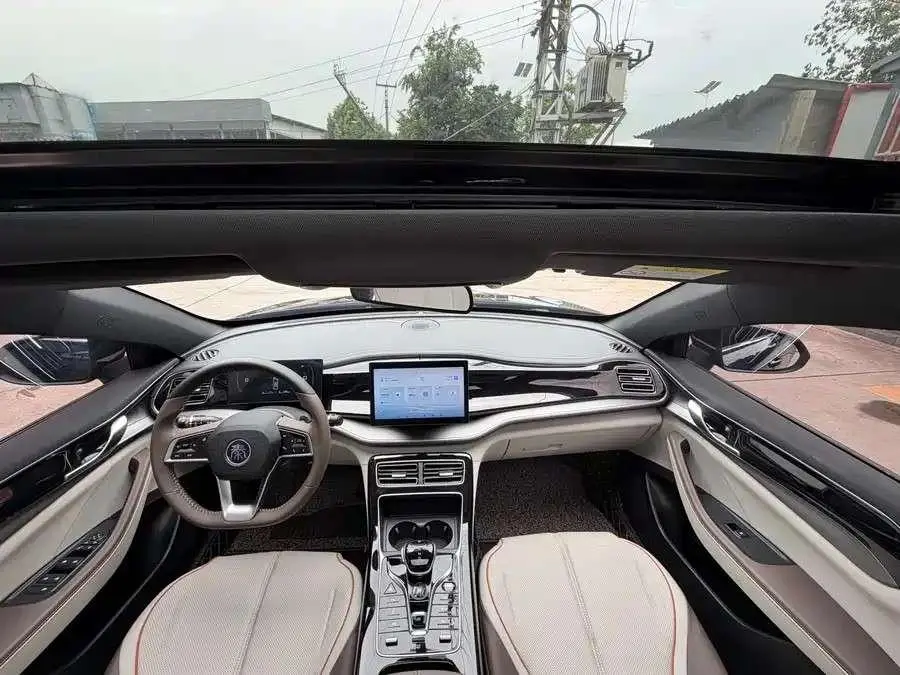 BYD Qin PLUS DM DM-i Champion Edition 55KM Transcendent Type
