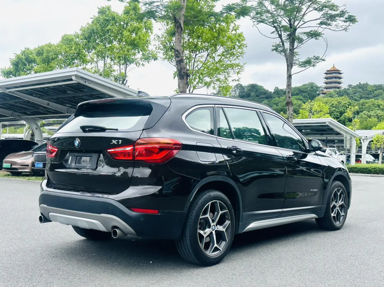 BMW BMW X1 xDrive20Li Exclusive type