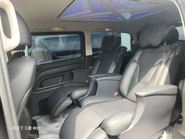 Mercedes-Benz Vito 2.0T Business Edition 7 Seats