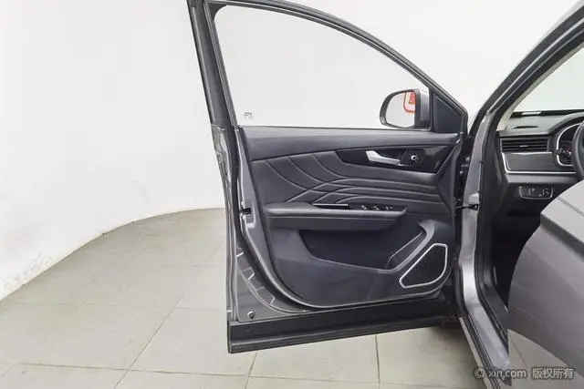 Sitrak VGV VGV U70 1.5T Automatic Smart Enjoy Elite Navigation Version 7 Seats