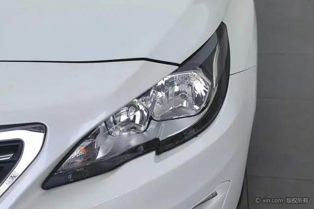 Peugeot Peugeot 408 350THP Automatic Deluxe Edition