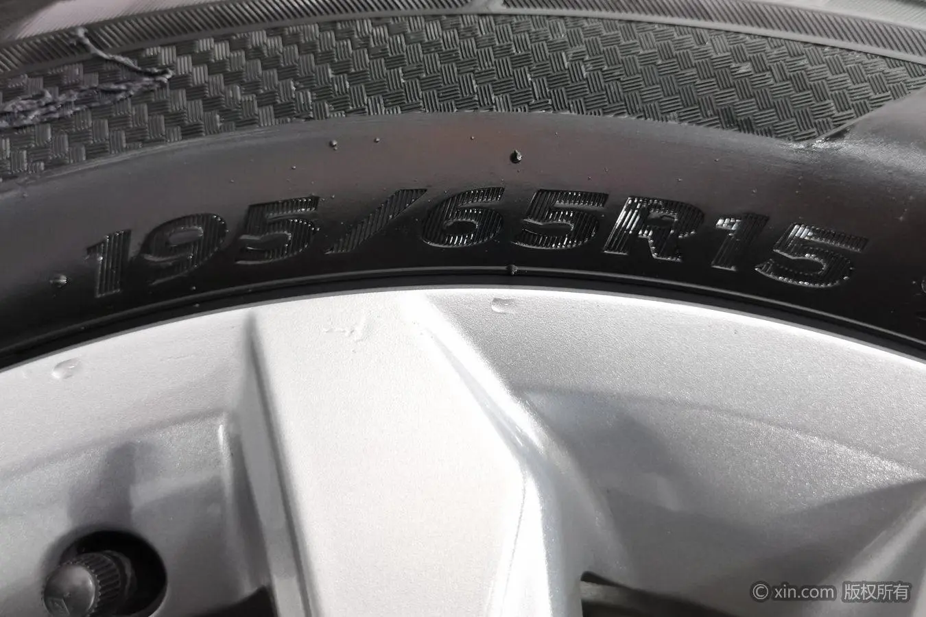 Volkswagen Bora 200TSI DSG Smooth Version