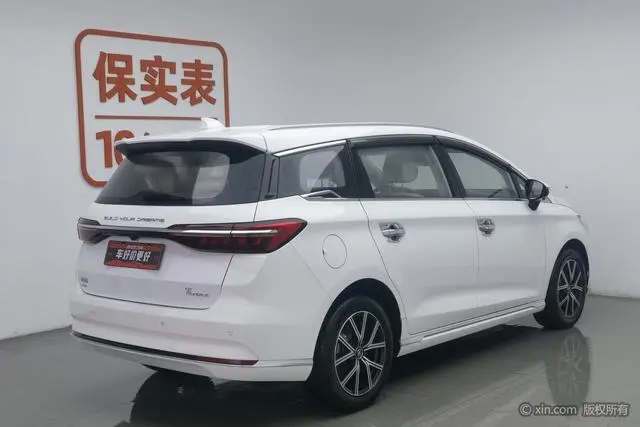 BYD Song MAX DM DM-i 105KM flagship type