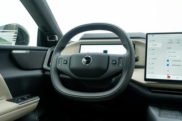 Volvo Volvo XC70 Four-wheel drive, long battery life, Ultra