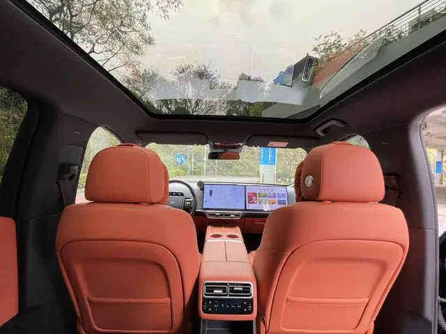 Li Auto Ideal L6 Pro version
