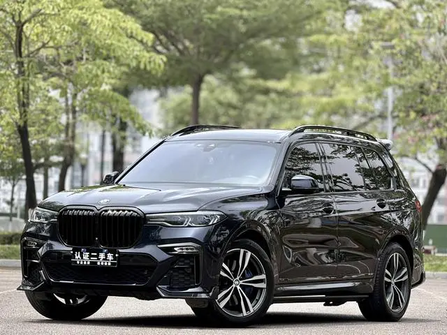 BMW BMW X7 xDrive40i Exclusive M Sports Suit