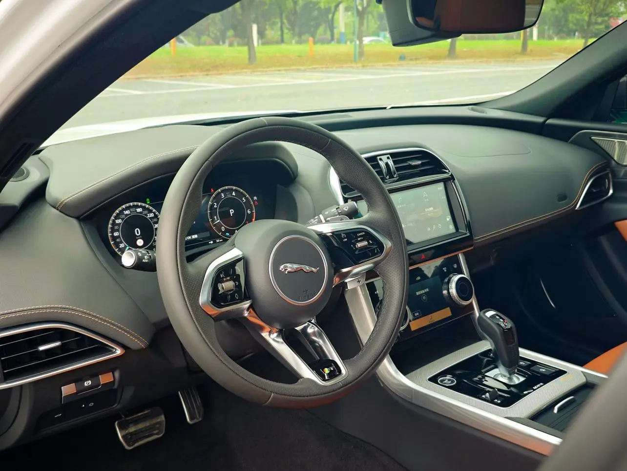 Jaguar Jaguar XEL 2.0T 250PS R-DYNAMIC S Enterprising Sports Edition