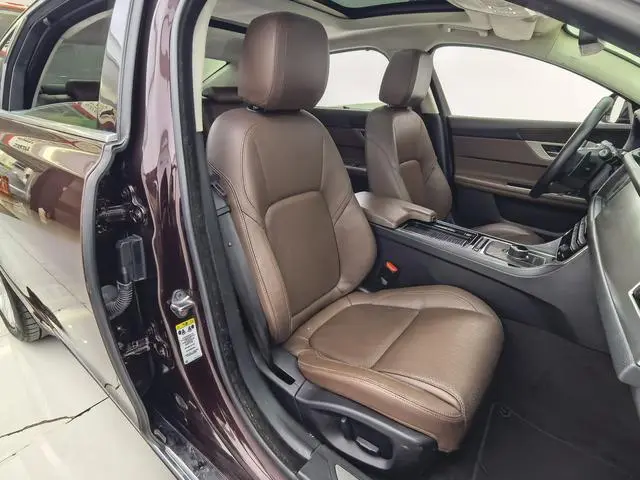 Jaguar Jaguar XFL XFL 2.0T 250PS Deluxe Edition