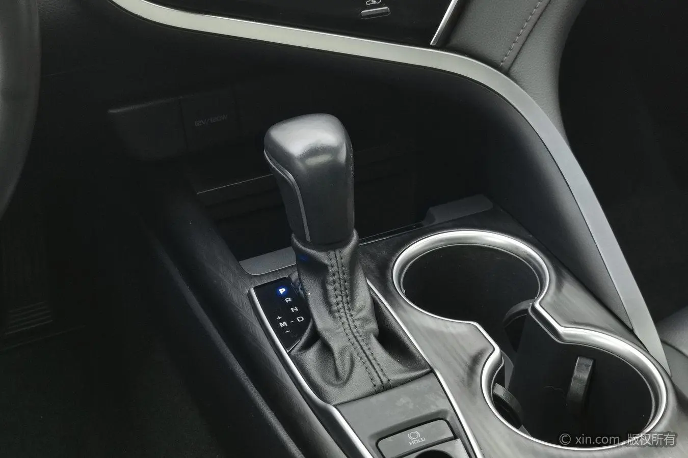 TOYOTA Camry 2.0GVP Leading Edition