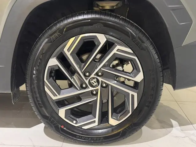 Hyundai Tucson Tucson L 1.5T TOP Four-wheel Drive Ultimate Edition