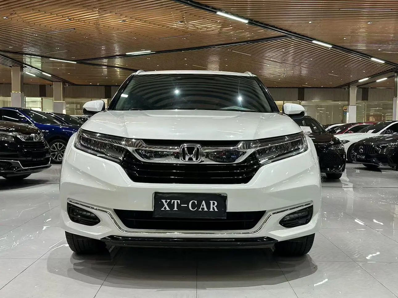 Honda Crown Road 370 TURBO 9AT Premium Edition AWD