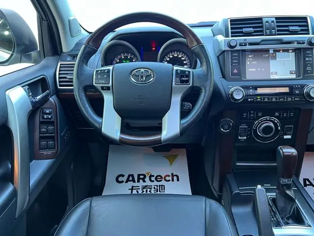 TOYOTA Prado 3.5L automatic VX NAVI