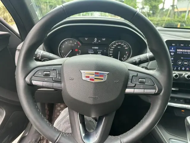 Cadillac Cadillac CT4 25T luxury