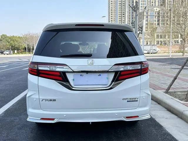 Honda Odyssey 2.0L Sharp*Ultimate Edition