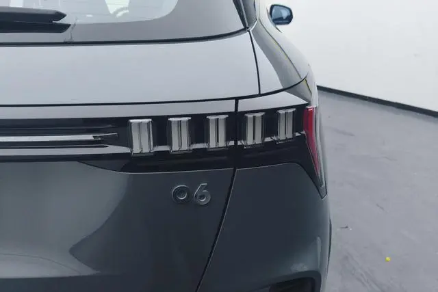 LYNK & CO Lynk 06 1.5T Yao Halo