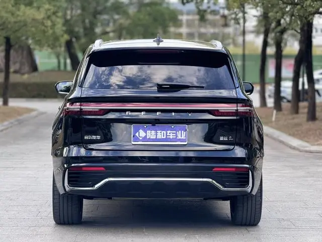 Geely Xingyue L 2.0TD high-power automatic two-wheel drive Dongfang Yao Lanxing version