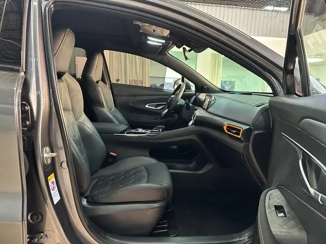 Changan Changan UNI-T 1.5T premium type