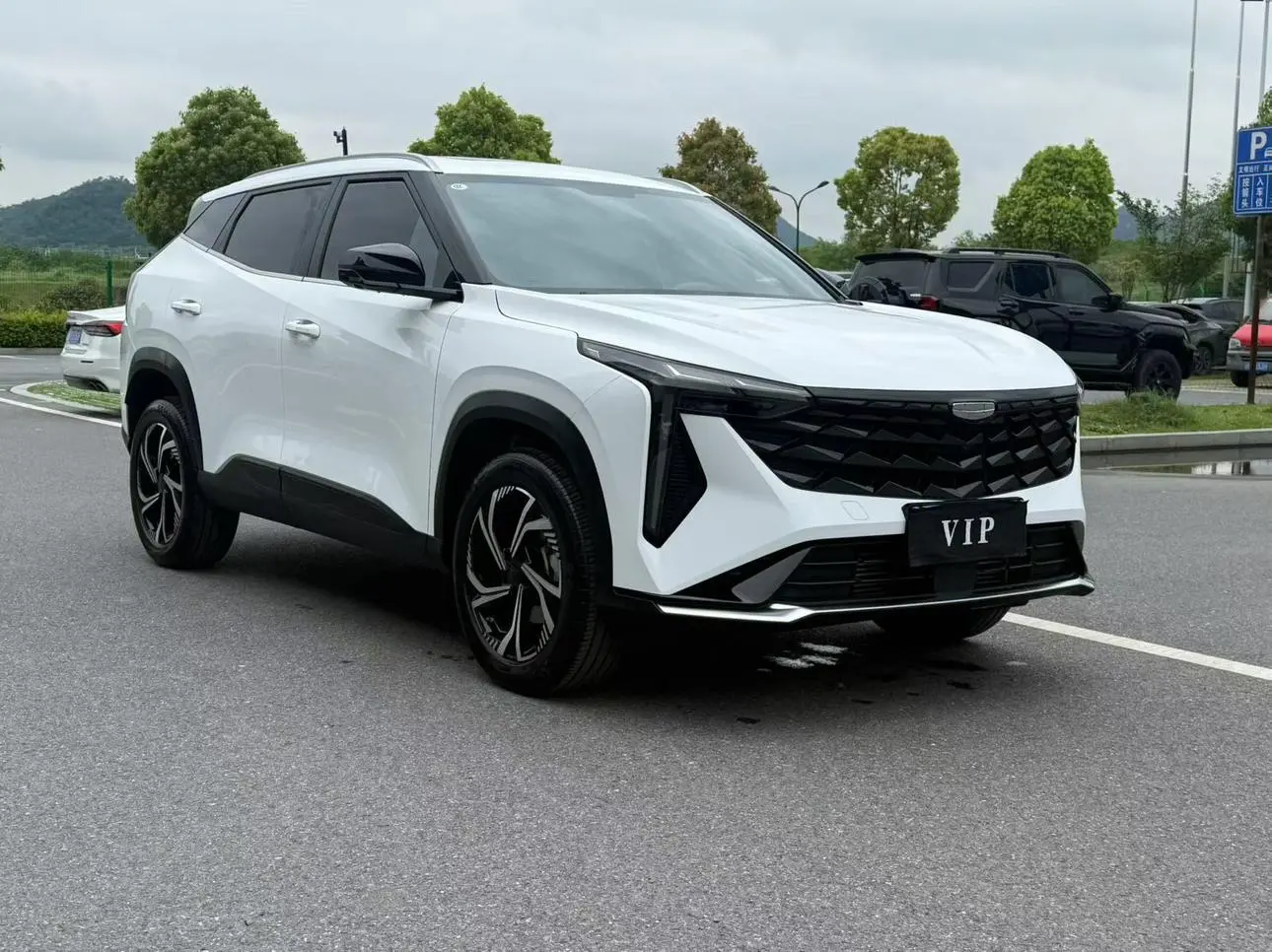 Geely Boyue 1.5TD Longteng Edition