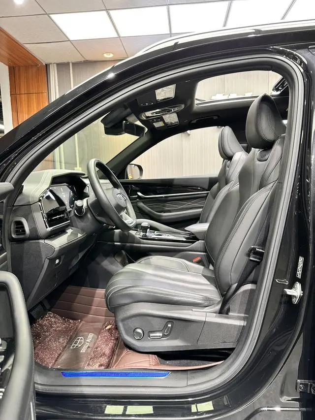 Geely Xingyue L 2.0TD DCT EVO two-wheel drive long wind version