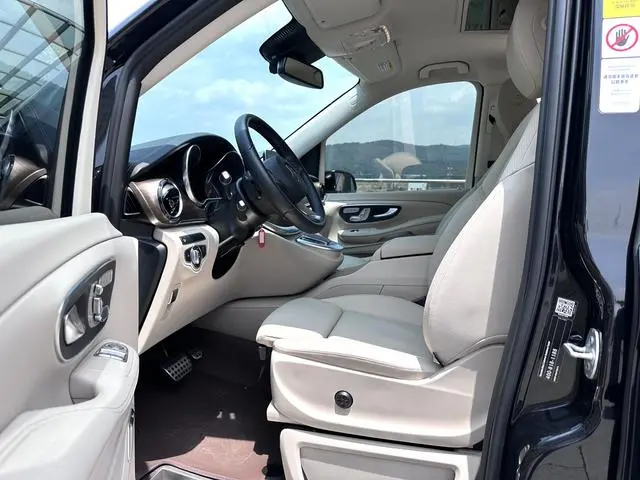 Mercedes-Benz Mercedes-Benz V-class V 260 Premium Edition