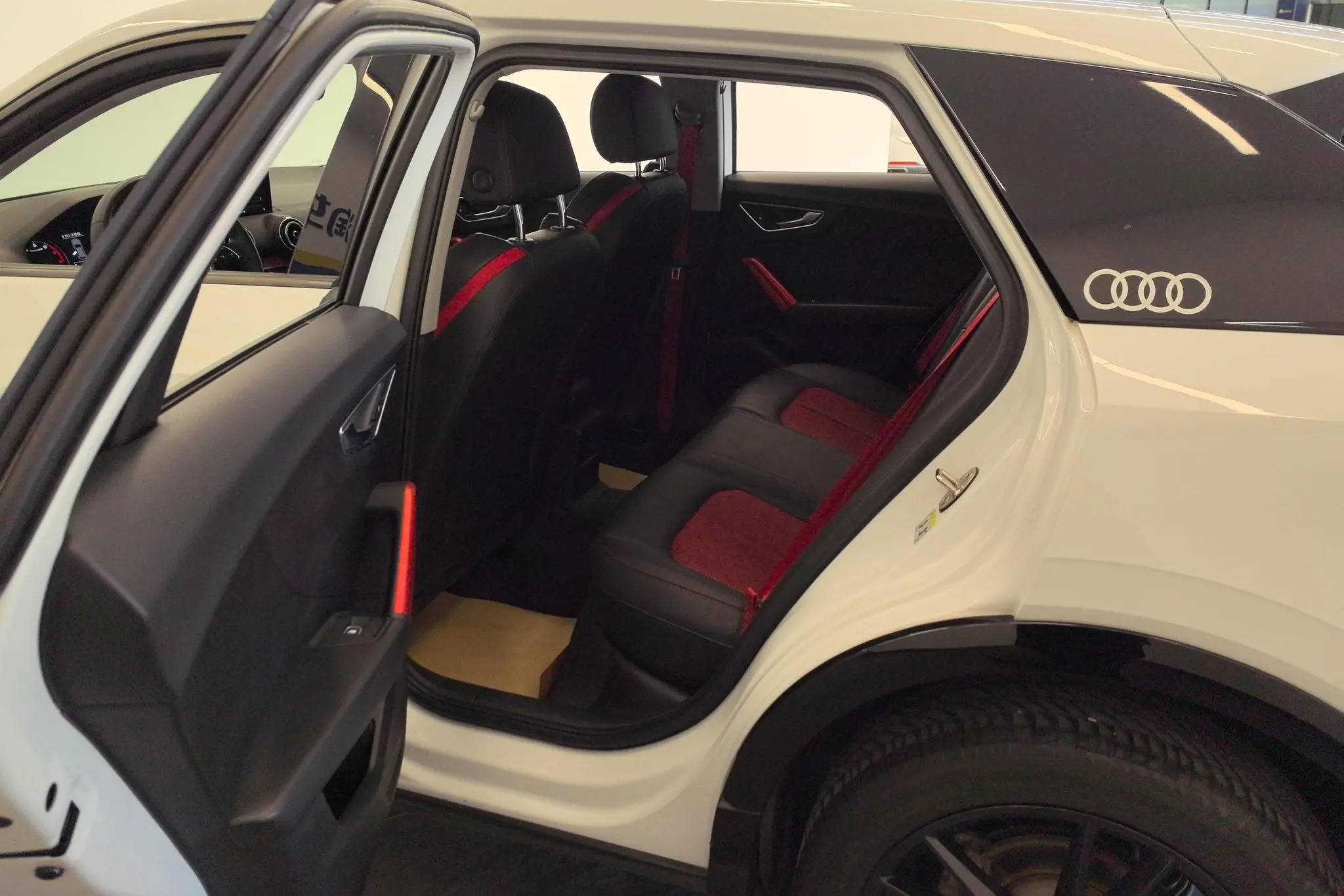 Audi Audi Q2L 35TFSI fashion dynamic country VI