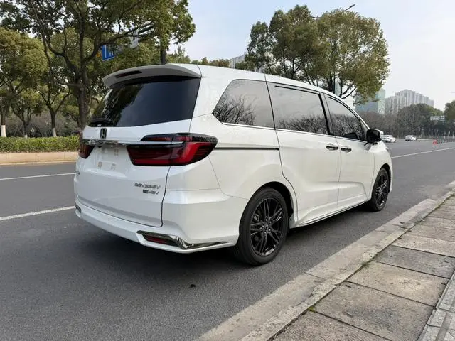 Honda Odyssey 2.0L Rui*Yaoxiang Edition