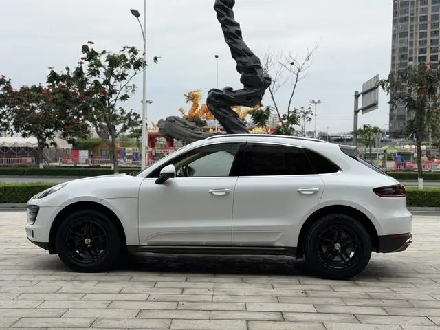 Porsche Macan Macan 2.0T