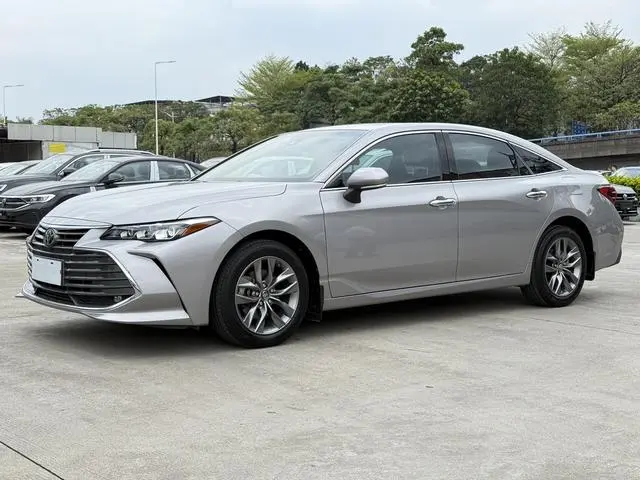 TOYOTA Asian dragon 2.5L Deluxe Edition