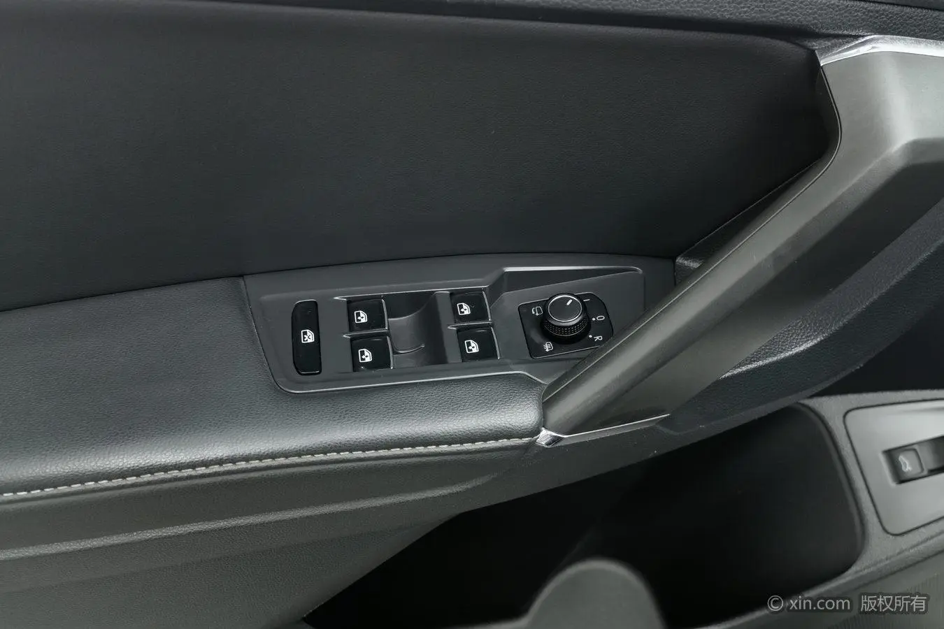 Volkswagen Tiguan L 330TSI automatic two-wheel drive R-Line Premium edition
