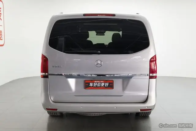 Mercedes-Benz Mercedes-Benz V-class V 260 L Premium Extended Version