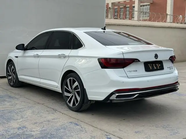 Volkswagen Sagitar 280TSI DSG Beyond Edition