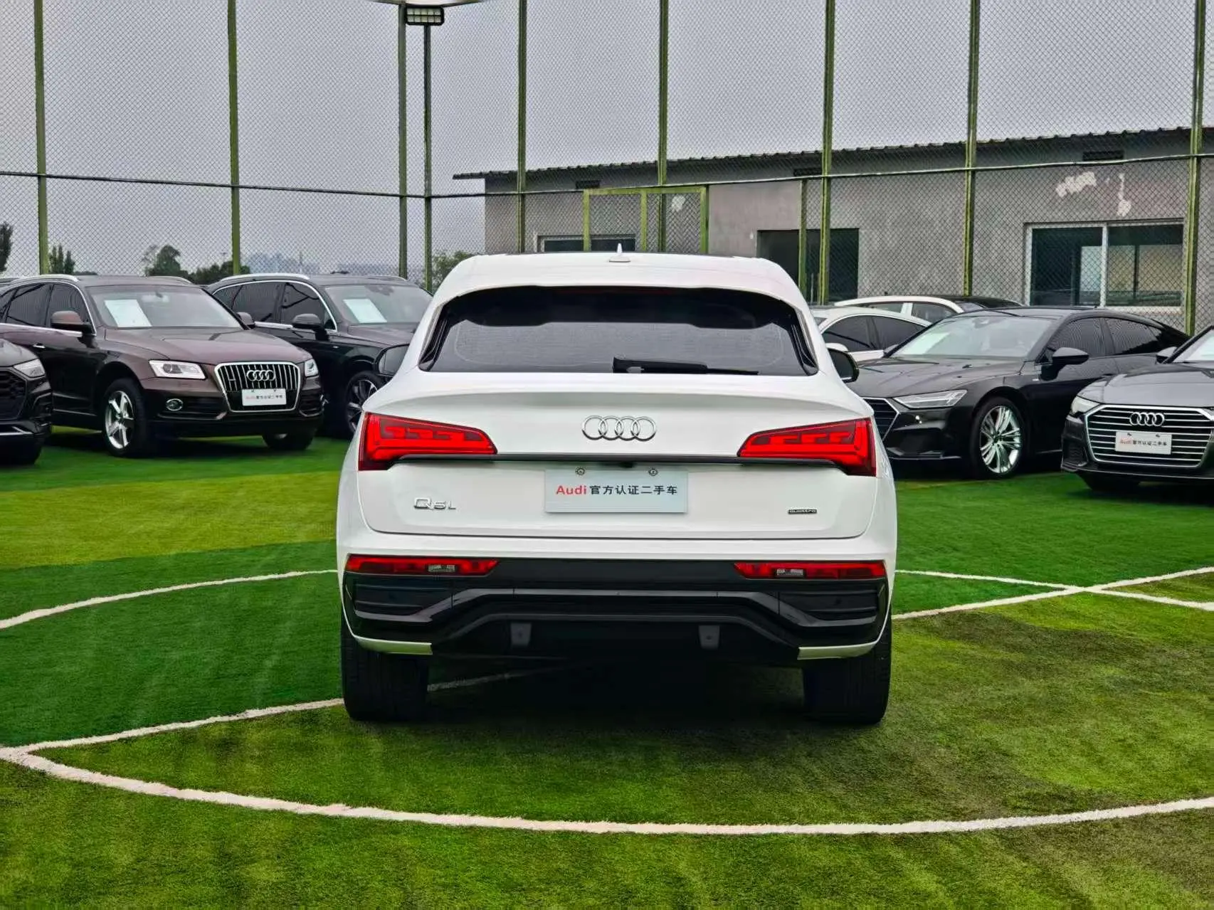 Audi Audi Q5L Sportback 45 TFSI Premium selection