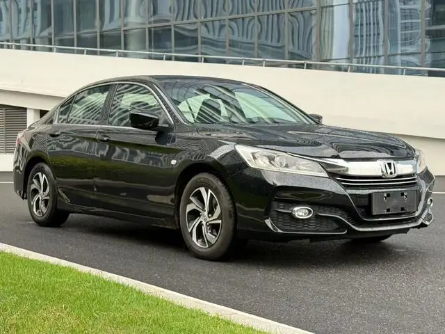 Honda Accord 2.0L Comfort Version