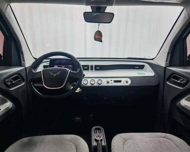 Wuling Wuling Hongguang MINIEV Macaron Premium Lithium Iron Phosphate