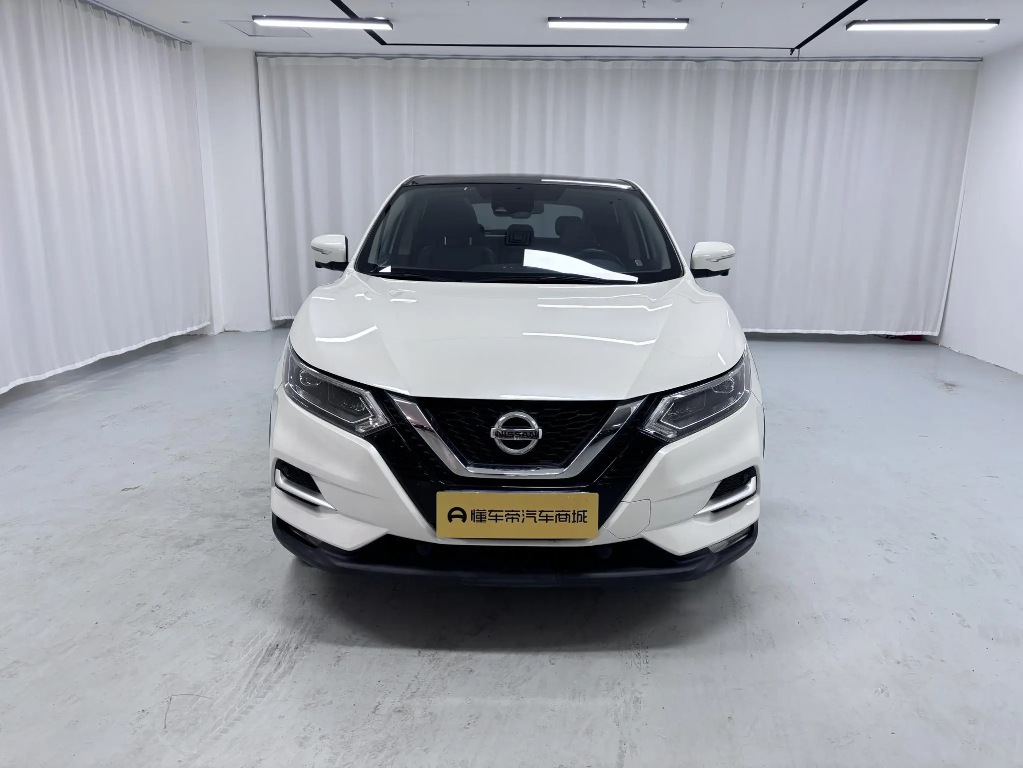 Nissan Qashqai 2.0 L XV Prem Deluxe Edition