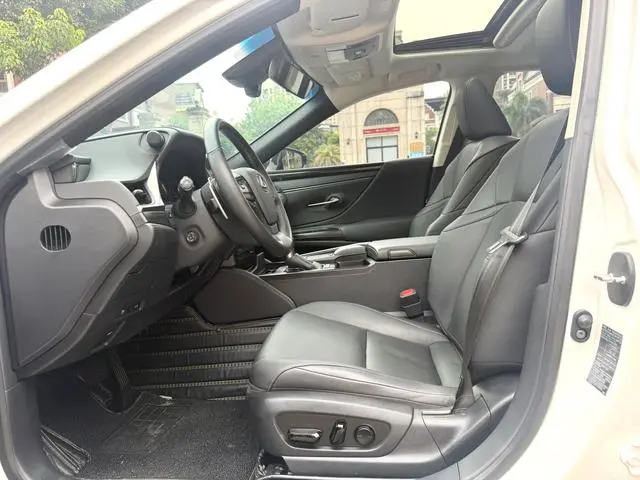 Lexus Lexus ES 260 Excellent Edition
