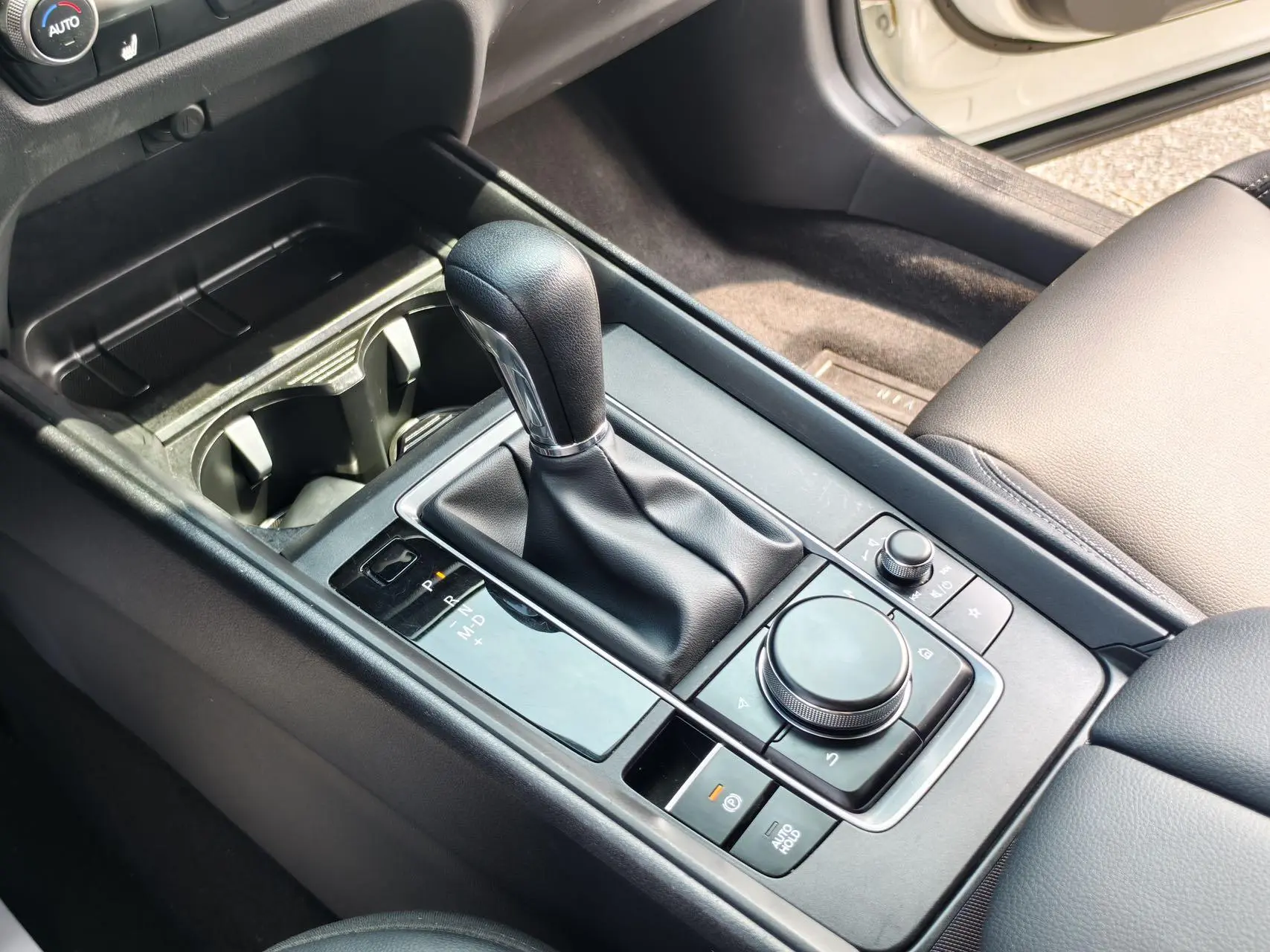 Mazda Mazda CX-50 Xingya 2.0L automatic pilot version