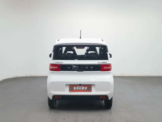 Wuling Wuling Hongguang MINIEV Free lithium iron phosphate